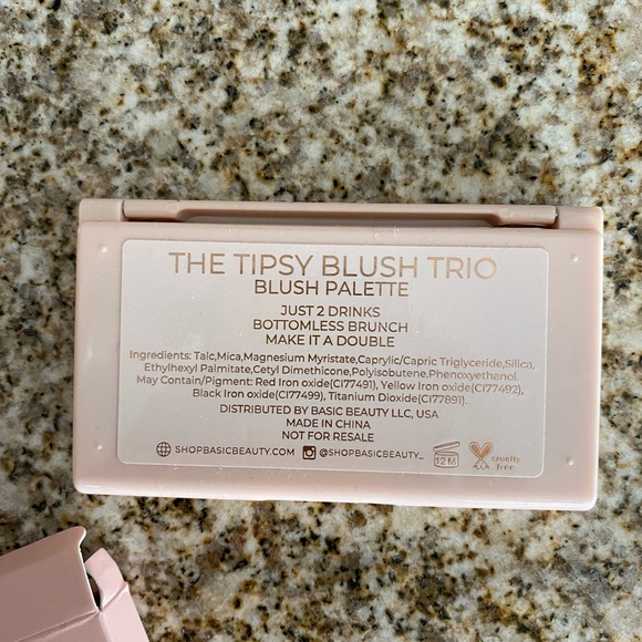 NWT Makeup Bundle💕💅 - Picture 11 of 11